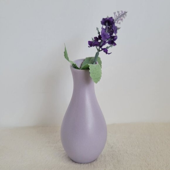 Beautiful Pastel Purple Bud Vase - Picture 2 of 10